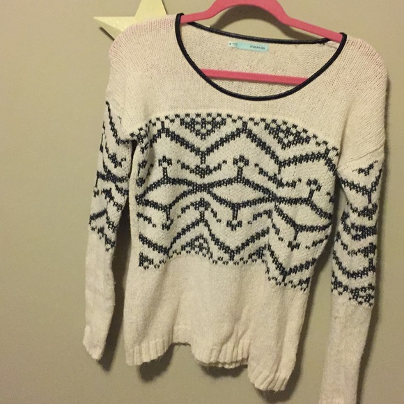 Women’s long sleeved sweater - Picture 1 of 7